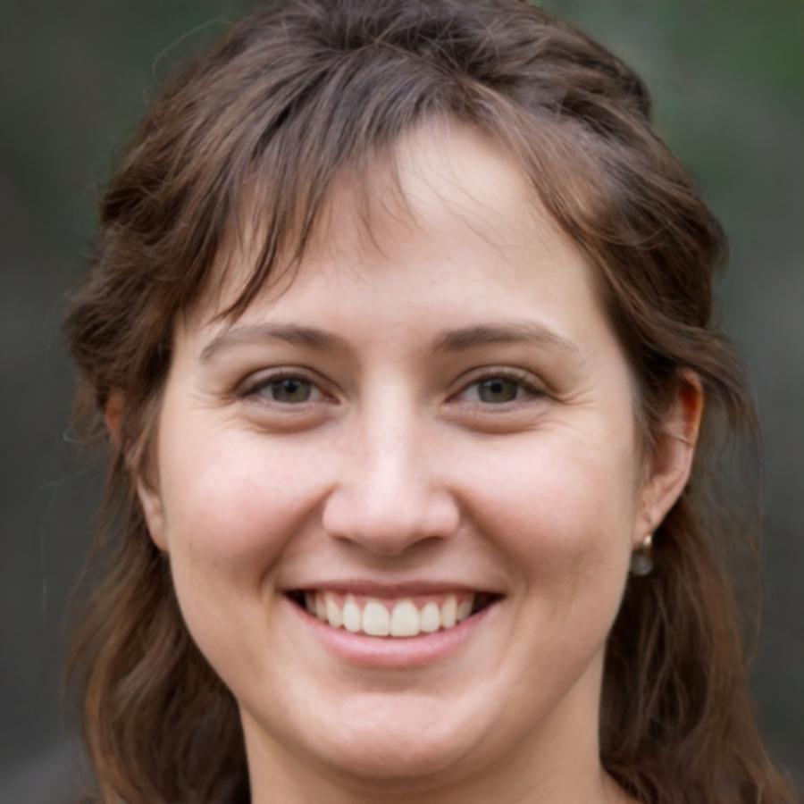 Portrait of Isla Thornton